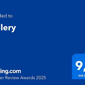 Gallery Aparthotel
